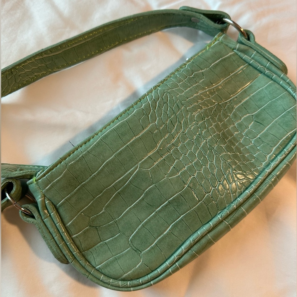PrettyLittleThings mini green hand bag